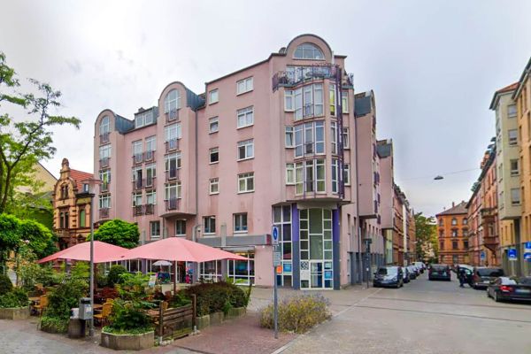 Außenansicht Zahnarztpraxis Dr. Axmann in der Prinzregentenstraße 39 in Ludwigshafen